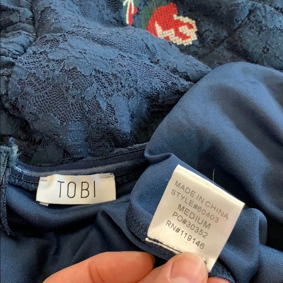 LAST CHANCE Tobi navy lace skater dress strapless embroidered - Picture 8 of 8